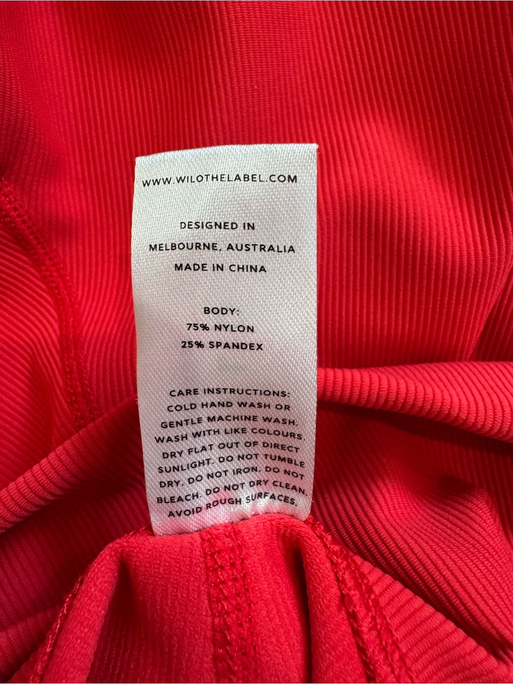 Wilo Ribbed Red Bike Shorts - Picture 5 of 5